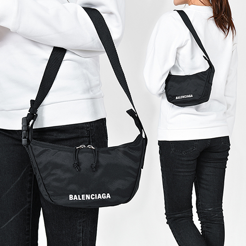 발렌시아가 661926 휠 스몰 슬링백(블랙) 661926 H858X 1090