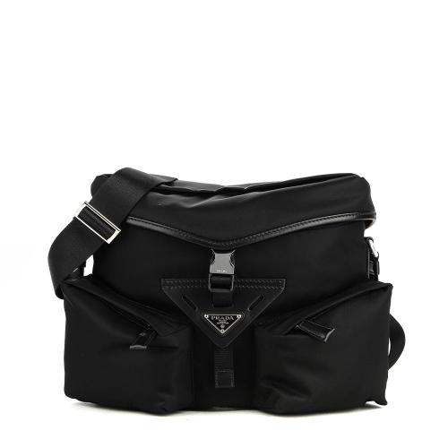 [프라다] 24SS (2VD062 2DW3 NERO) 남성 삼각로고 숄더백