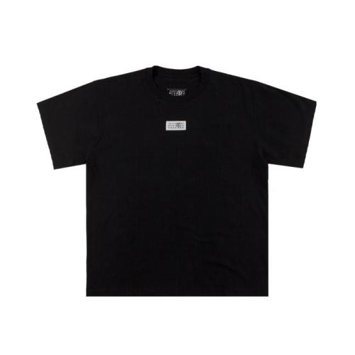 [라이크어스타] 24SS MM6 메종 마르지엘라 MM6 패치 리브드 넥 반팔티셔츠 SH0GC0017 S24312 900