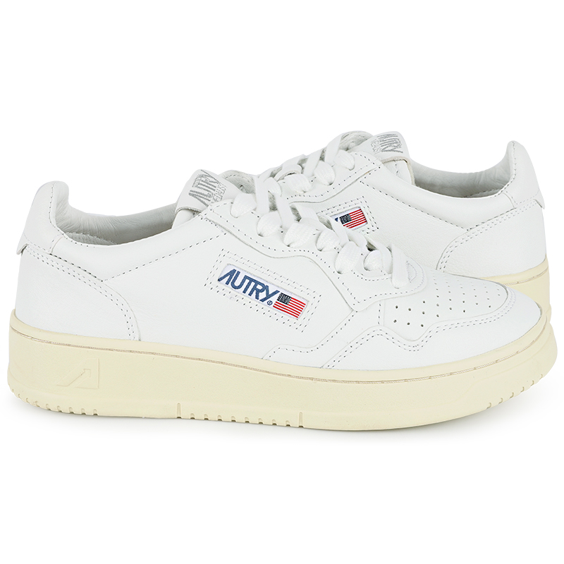 디몬트 23 S/S 오트리 여성 메달리스트 고트 레더 로우탑(올화이트) AULW GG04