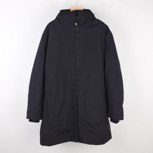 [클로딩캡슐] S사이즈 고어텍스 다운파카 블랙 FJ0431