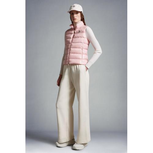 [당일배송]위너스애비뉴 몽클레어 ZoZ Ghany 로고 패치 패딩 베스트 1A5250068950500